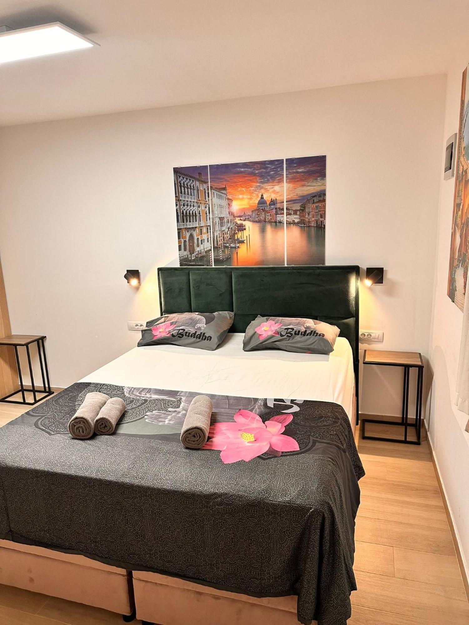 Old City Inn *** Pula Ngoại thất bức ảnh